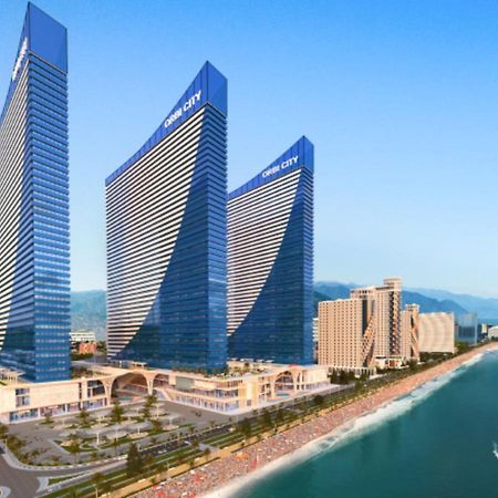 Orbi City Sea Side & Sea View Apartments 巴统 外观 照片