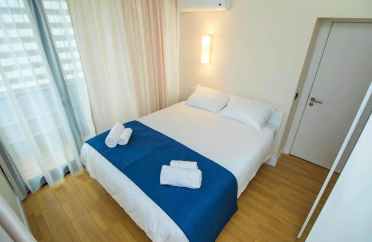 Orbi City Sea Side & Sea View Apartments 巴统 外观 照片