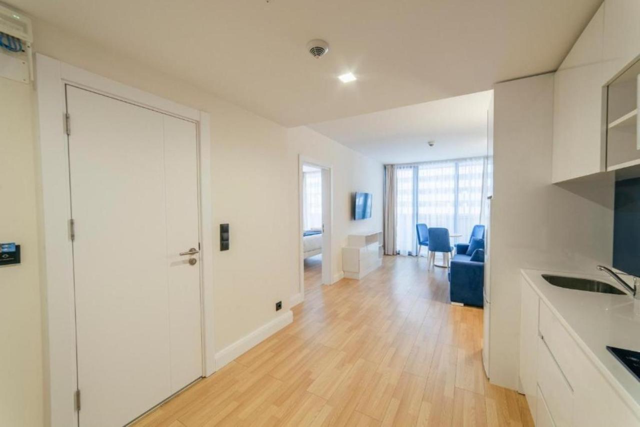 Orbi City Sea Side & Sea View Apartments 巴统 外观 照片
