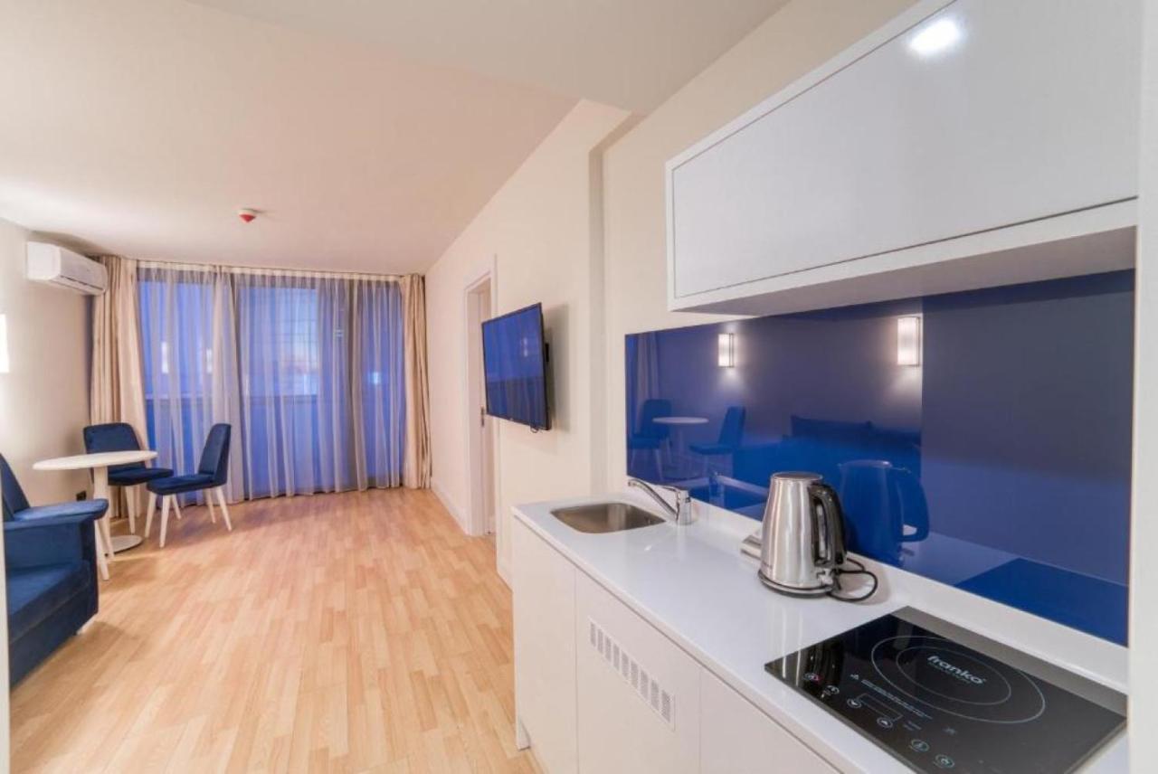 Orbi City Sea Side & Sea View Apartments 巴统 外观 照片