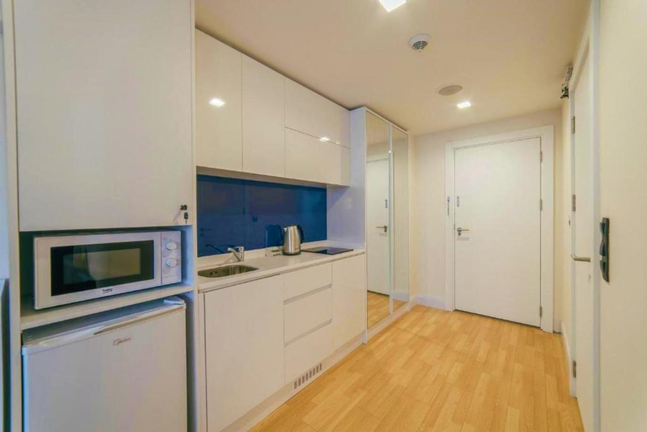 Orbi City Sea Side & Sea View Apartments 巴统 外观 照片