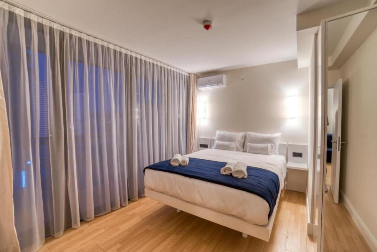 Orbi City Sea Side & Sea View Apartments 巴统 外观 照片